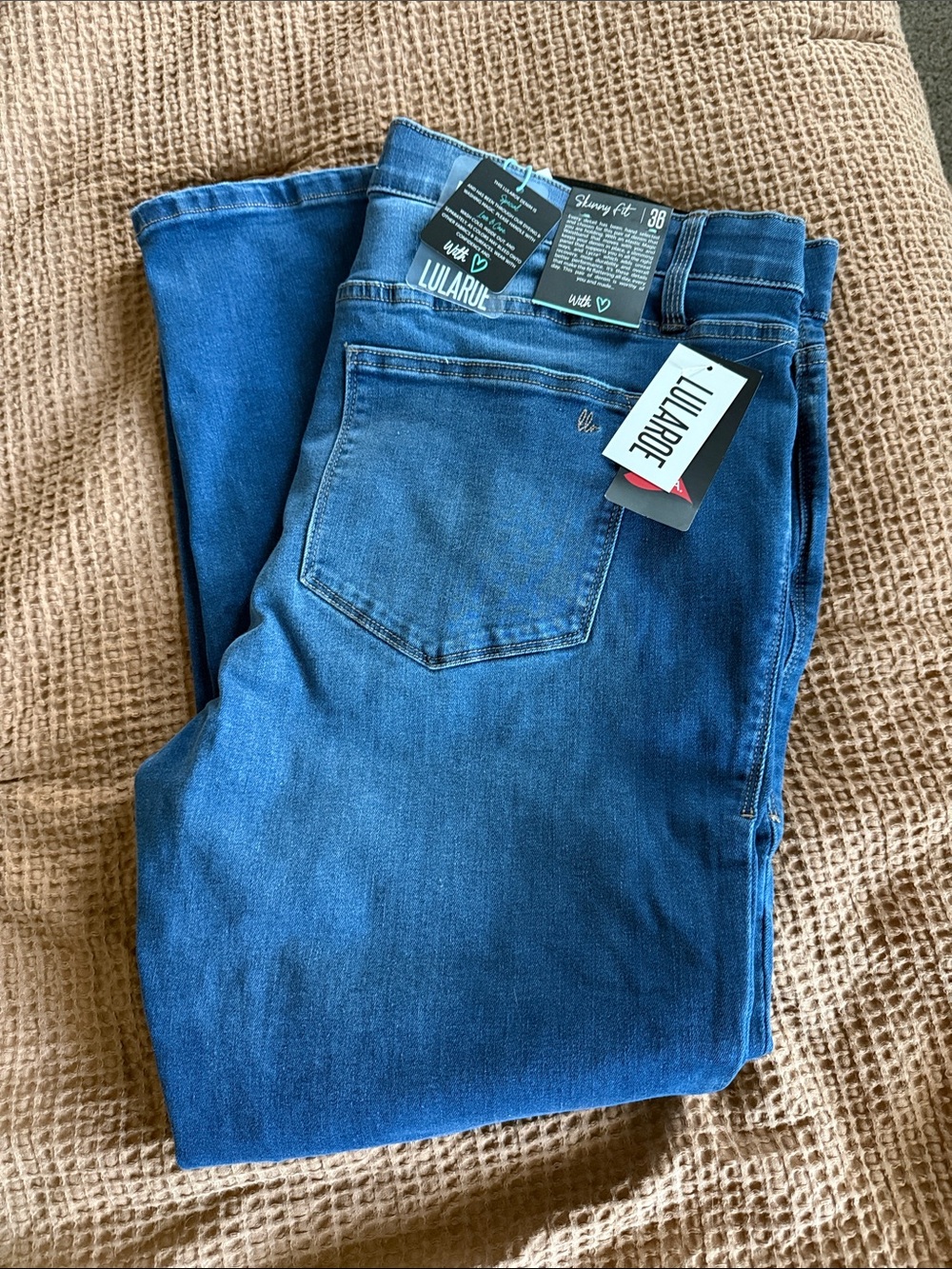 Lularoe original skinny fit normal wash jeans size 36 NWT